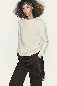 LONG SLEEVE CASHMERE AND WOOL SWEATER