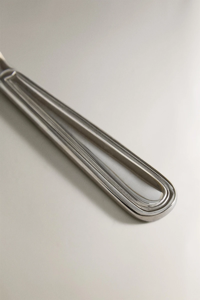 POLISHED STEEL KNIFE