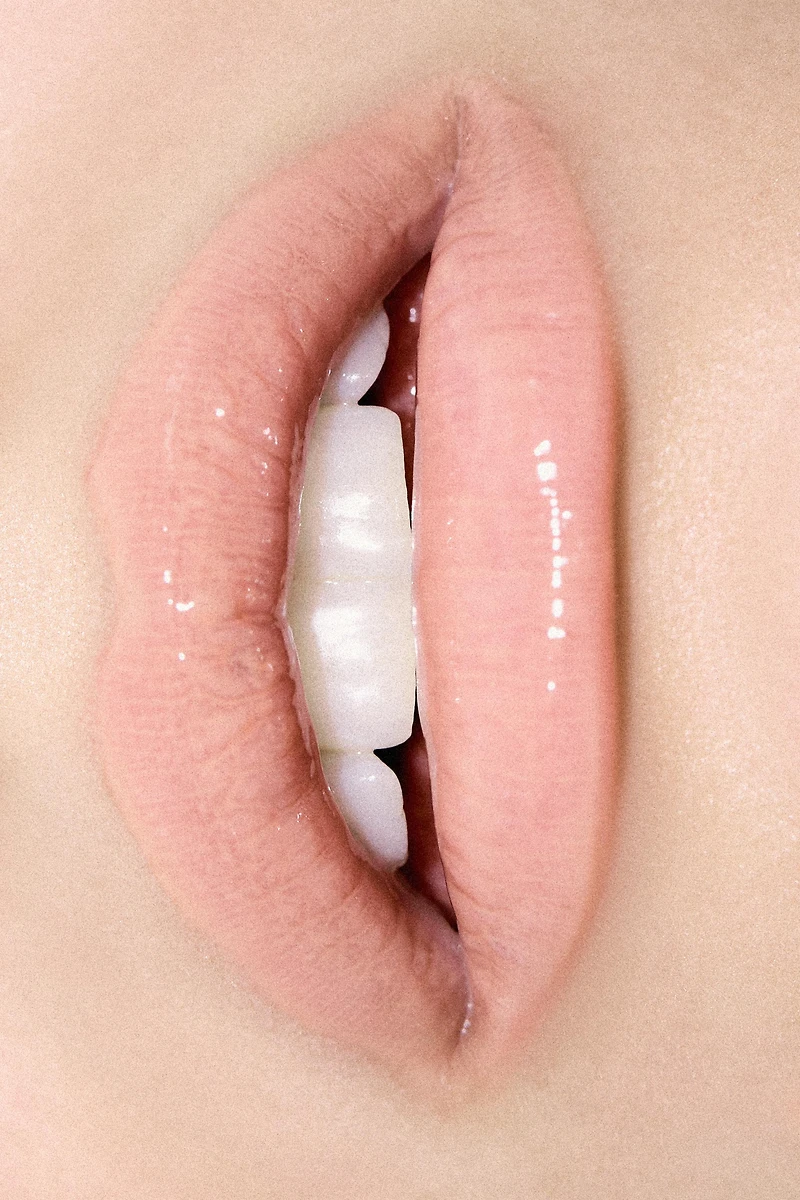 NOURISHING JELLY LIP OIL