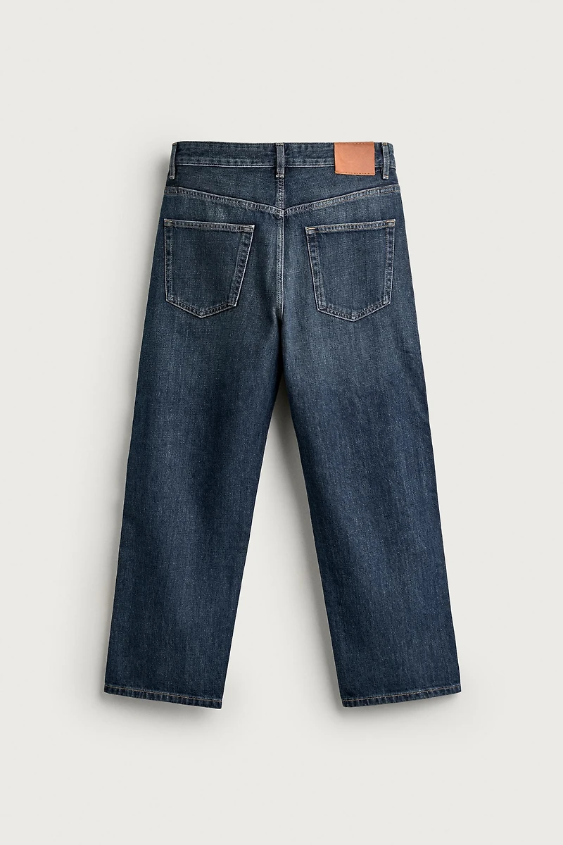 LOOSE FIT CROPPED JEANS