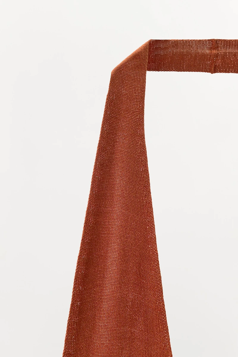 100% SILK SEAMLESS HALTER TOP