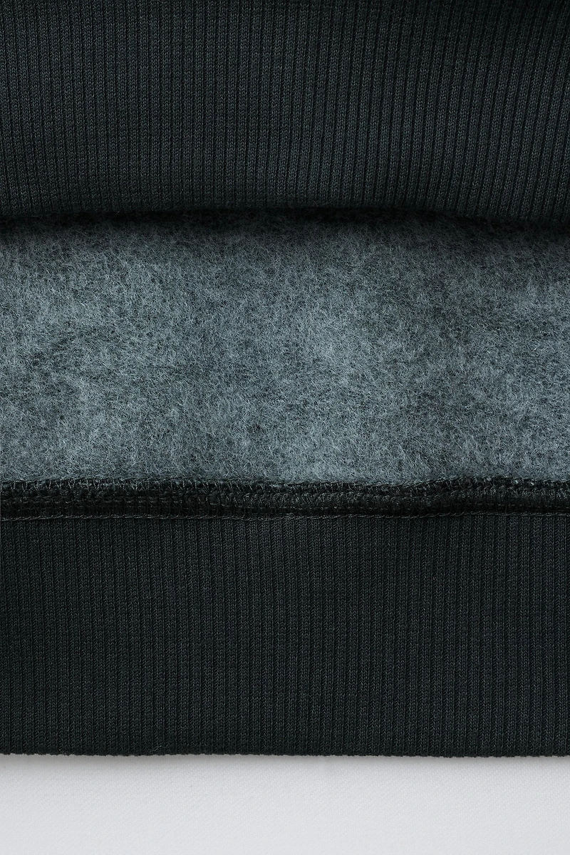 SWEAT À CAPUCHE SUPERFREAK DANIEL WHITEHOUSE ©