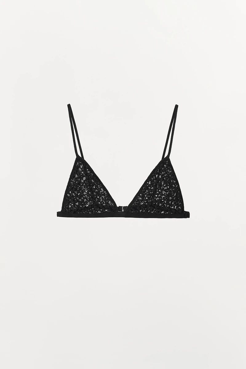 STRUCTURE TRIANGLE BRA
