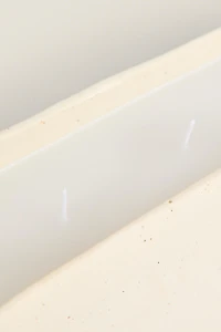 ELONGATED CERAMIC DECORATIVE CANDLE