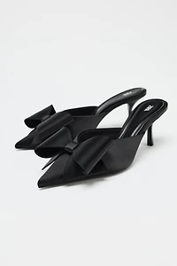 MULES À TALONS ET NŒUD
