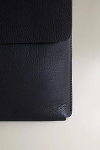LEATHER BUTTON CASE