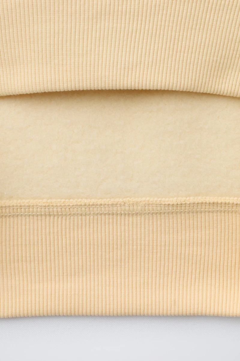 TERRY PATCH SWEATSHIRT