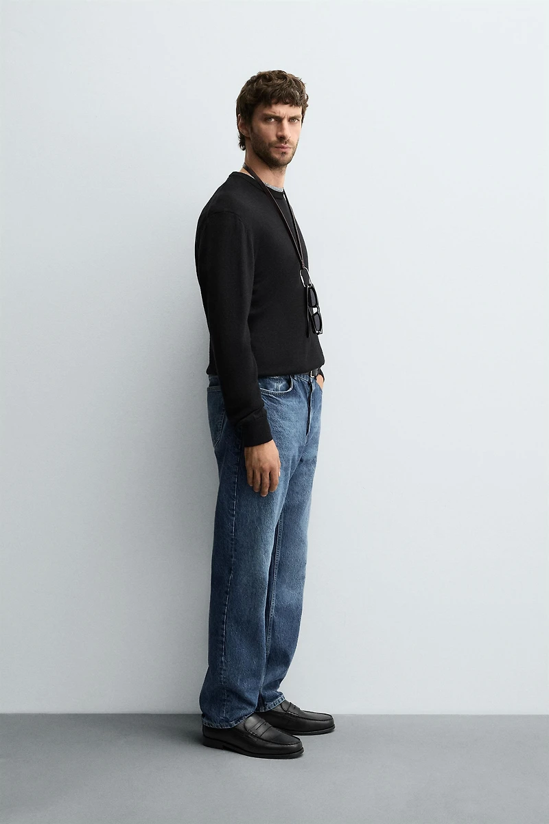 100% WOOL SWEATER