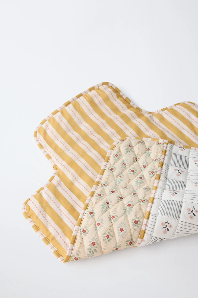 QUILTED MATERNITY CHANGING PAD
