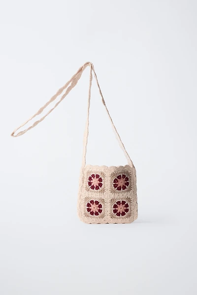 PETIT SAC EN MAILLE ET CROCHET À FLEURS