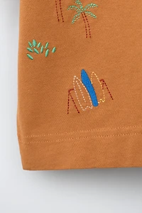 T-SHIRT BRODÉ