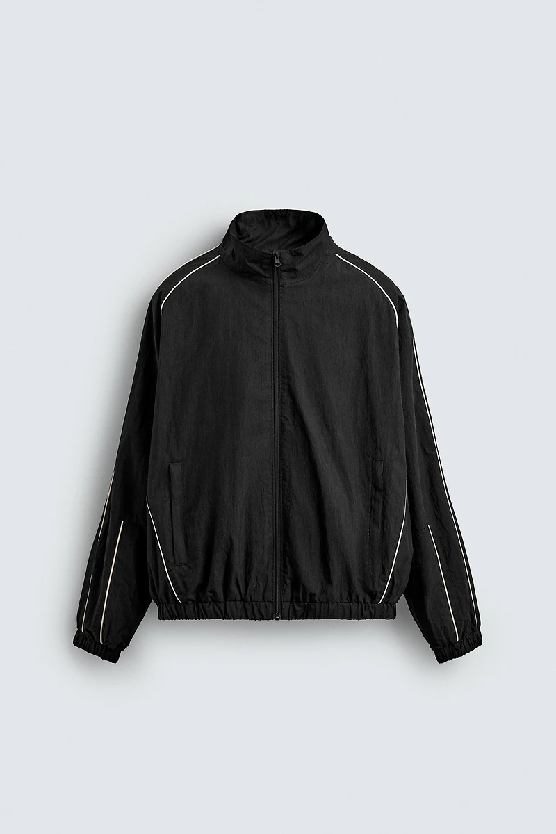CONTRAST TECHNICAL JACKET