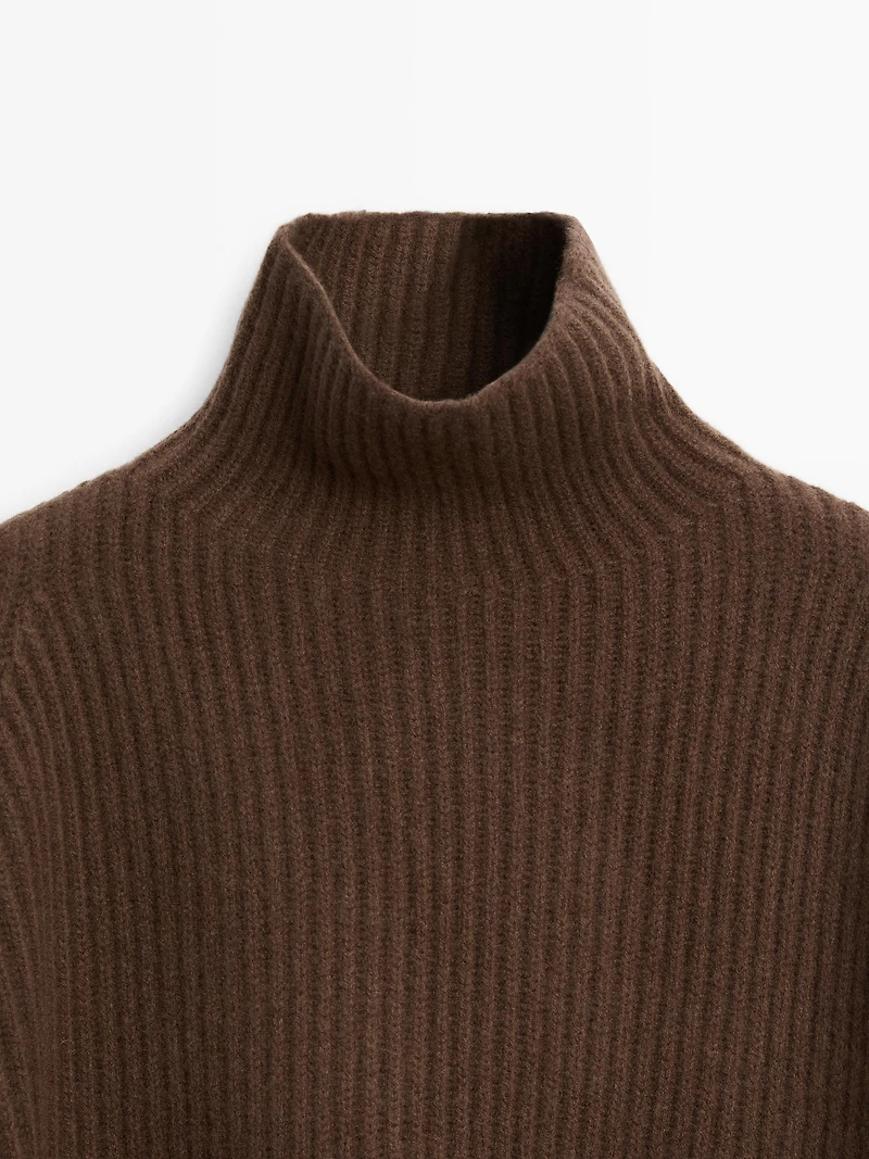 100% wool knitted coat
