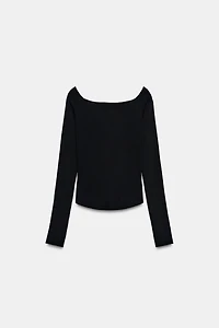 DRAPED KNIT TOP