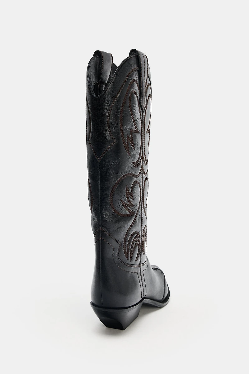 BOTTES COW-BOY EN CUIR BRODÉ