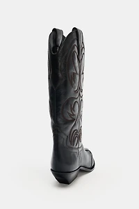 BOTTES COW-BOY EN CUIR BRODÉ