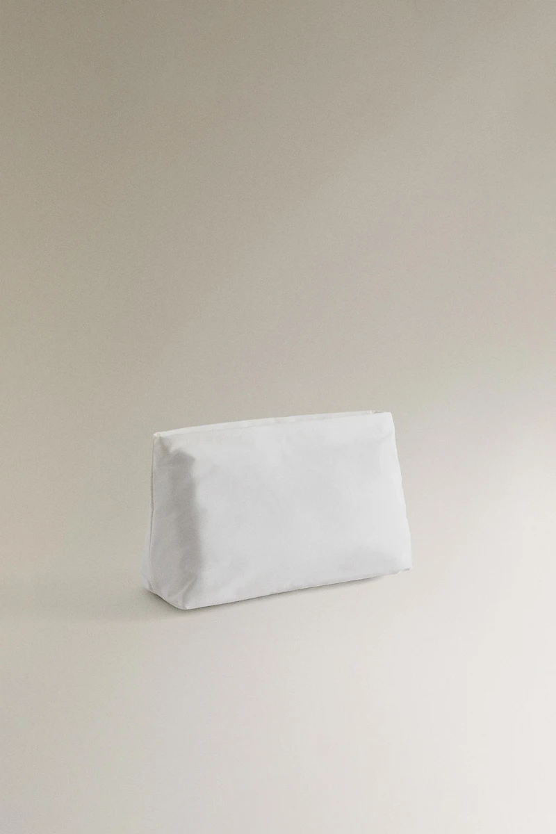 TROUSSE DE TOILETTE TISSU TECHNIQUE FORMAT MOYEN
