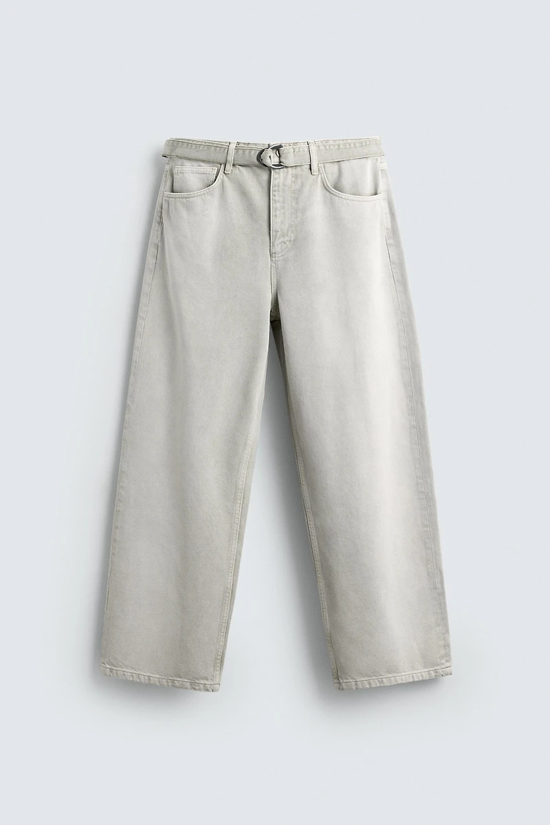 JEAN COUPE DÉCONTRACTÉE CEINTURE