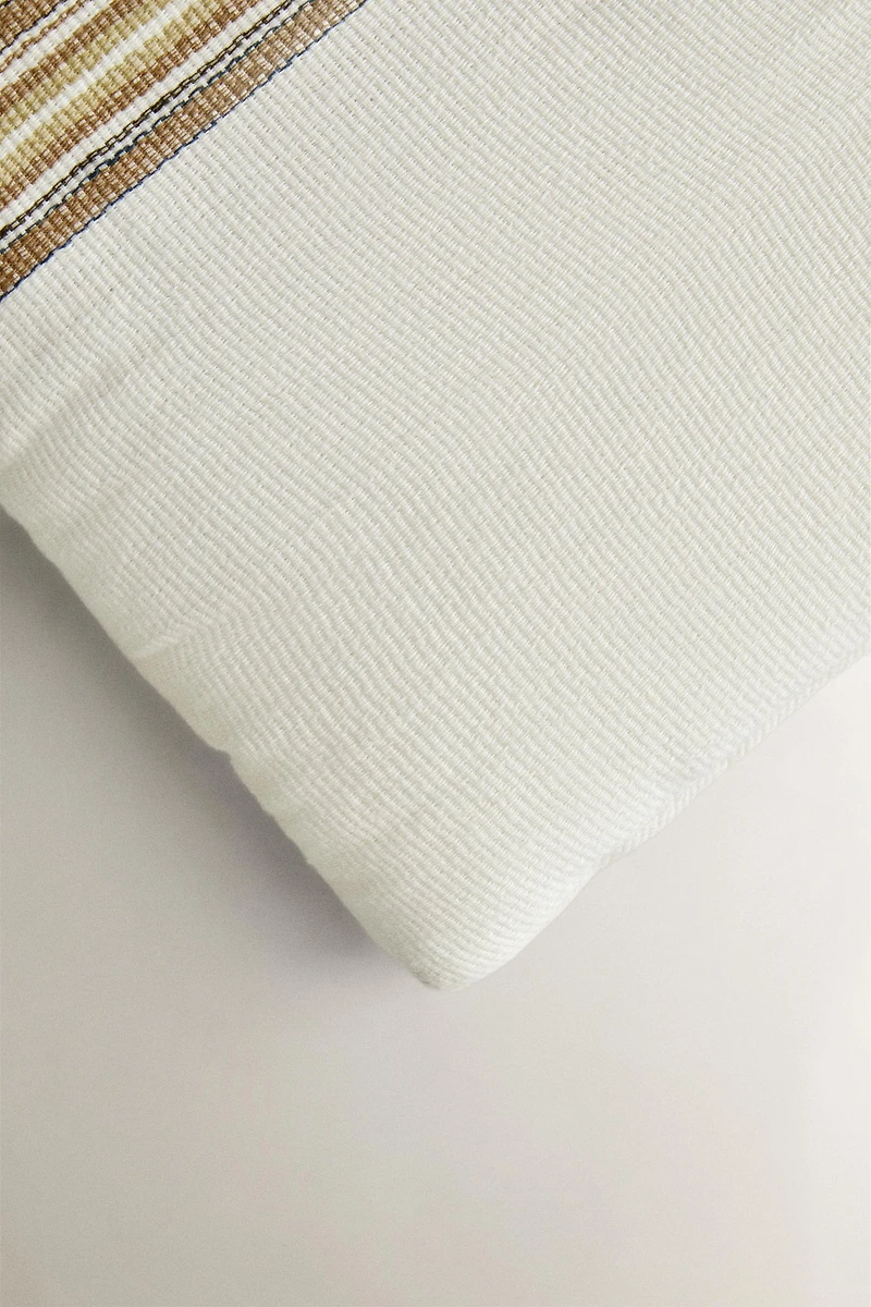 COUSSIN ASSISE BANQUETTE RAYURES