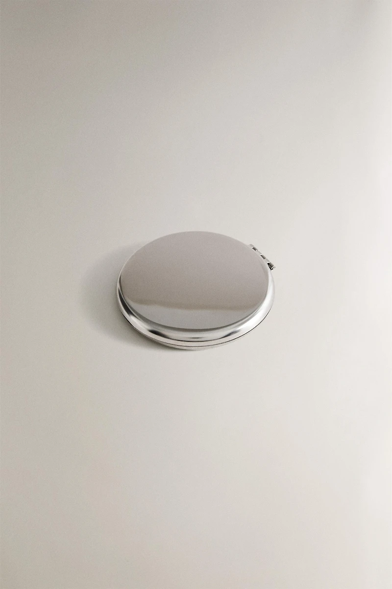 SMALL MAKEUP MIRROR