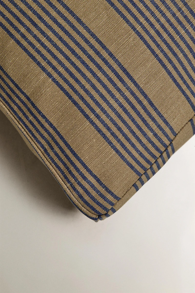 STRIPED SEAT CUSHION