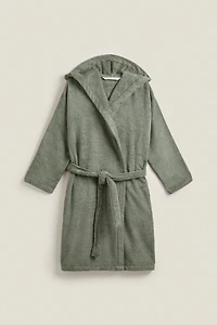 HOODED BATHROBE (360 GXM²)