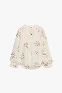TEXTURED EMBROIDERED BLOUSE