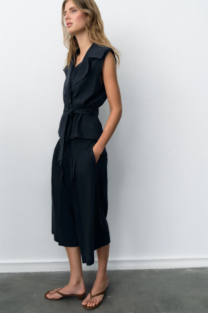 LINEN BELTED VEST