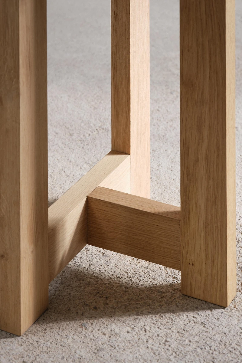 DESK 01