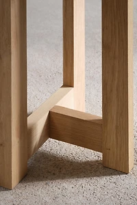 DESK 01