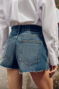 Z1975 FRAYED HEM MOM FIT SHORTS