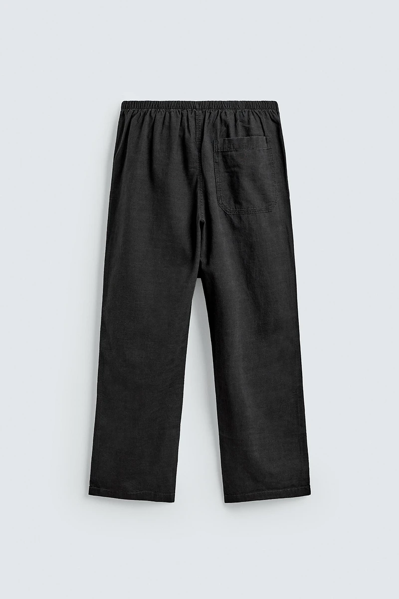 RELAXED FIT JOGGER JEANS