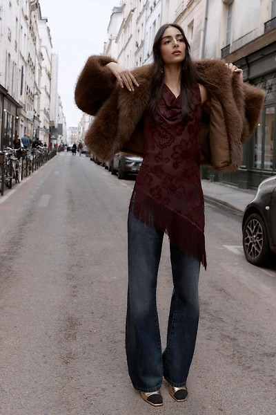 TOP ASYMÉTRIQUE À FRANGES DEVORÉ