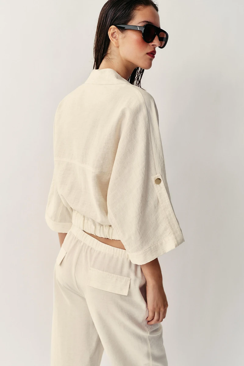 ROLL-UP SLEEVE SAFARI BLOUSE