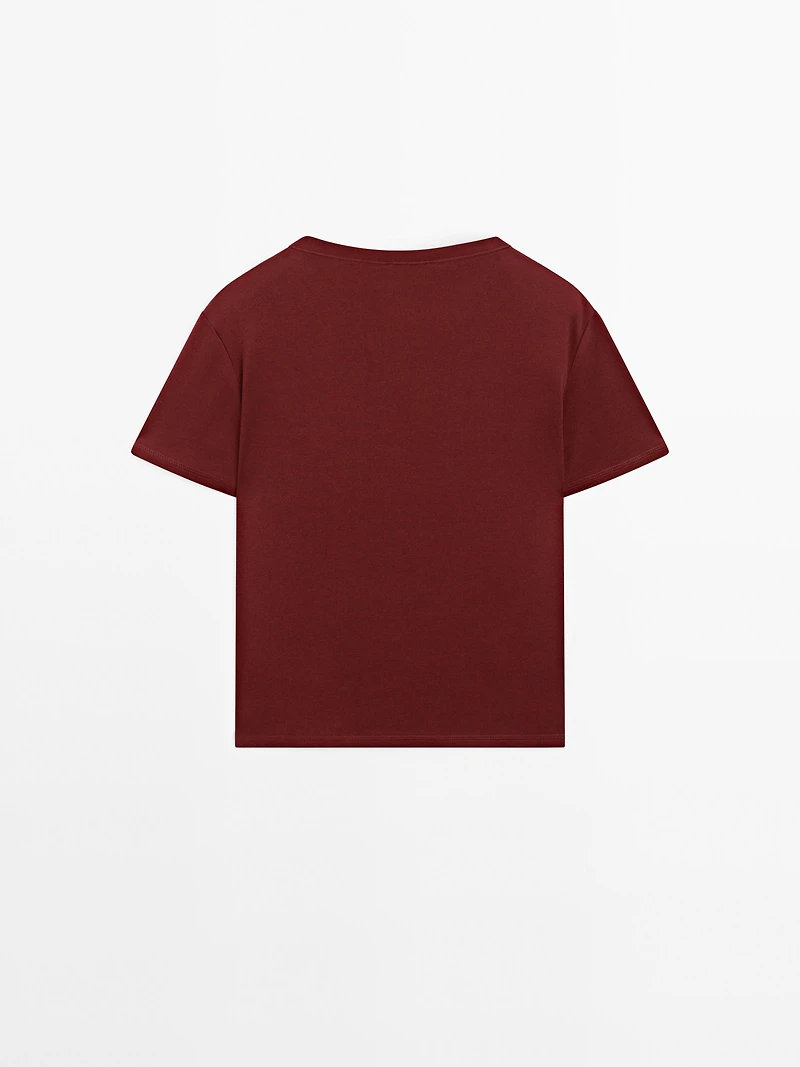 Regular fit t-shirt with collar detail