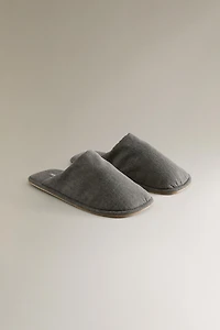 MULE SLIPPERS