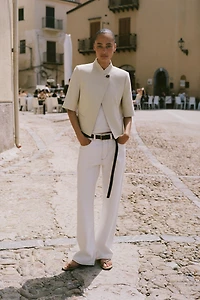 SHORT SLEEVE LINEN BLAZER