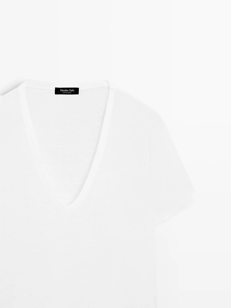 Linen V-neck T-shirt