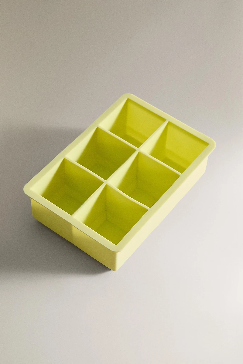 SILICONE ICE CUBE TRAY