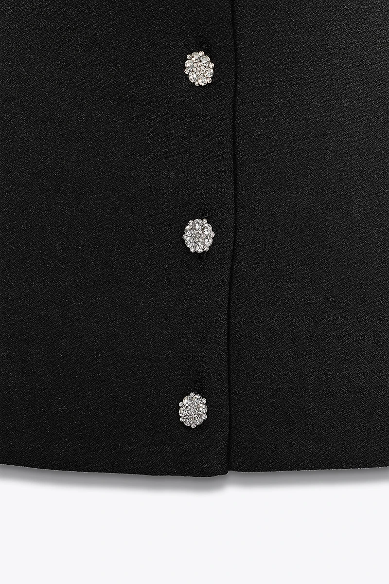 JEWEL BUTTON CREPE TOP