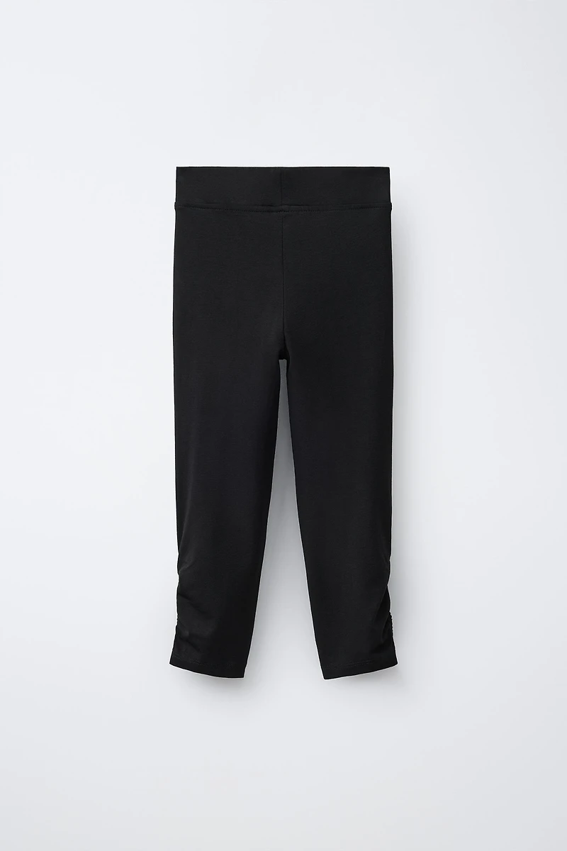 GATHERED CAPRI LEGGINGS