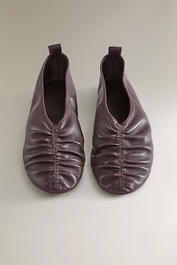 PLEATED LEATHER BALLET FLATS