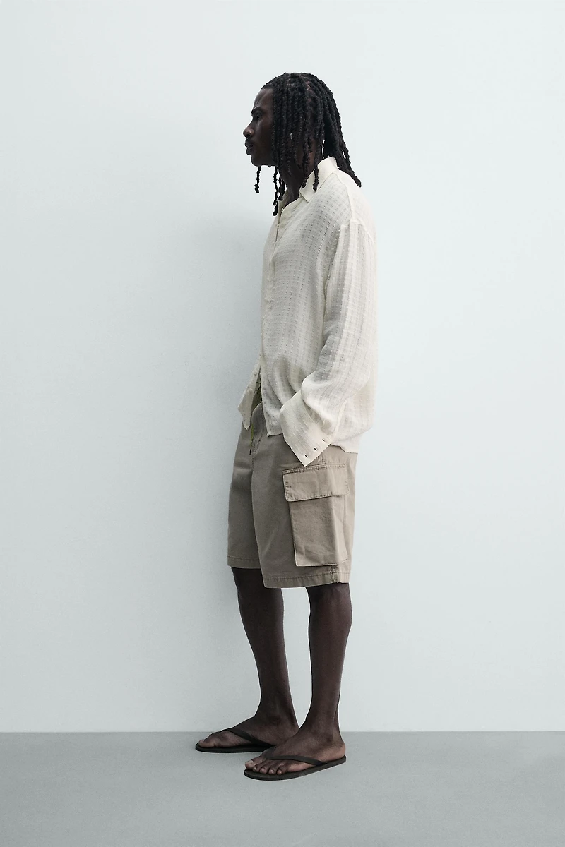 FLOWY TEXTURED JACQUARD SHIRT