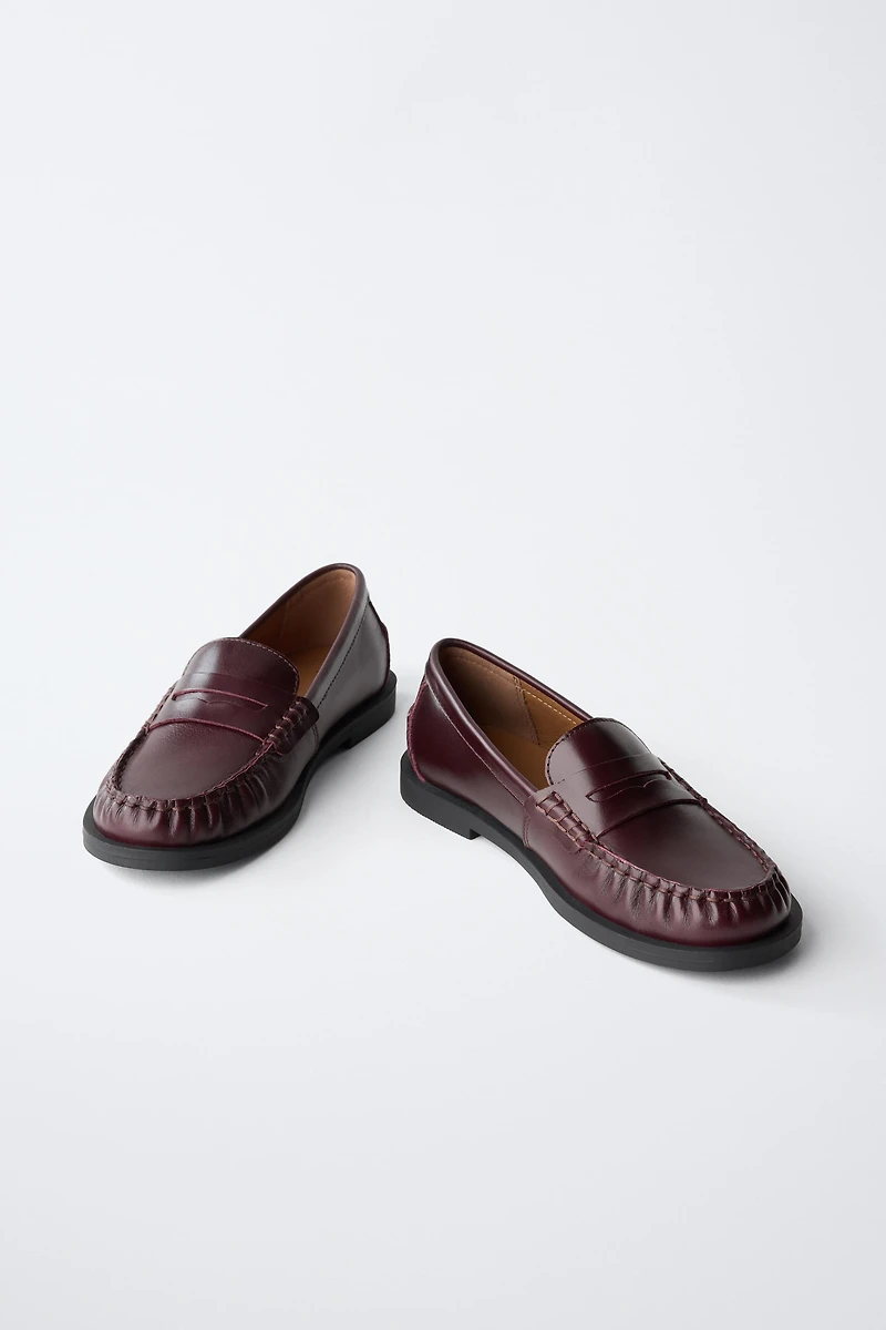 LEATHER LOAFERS