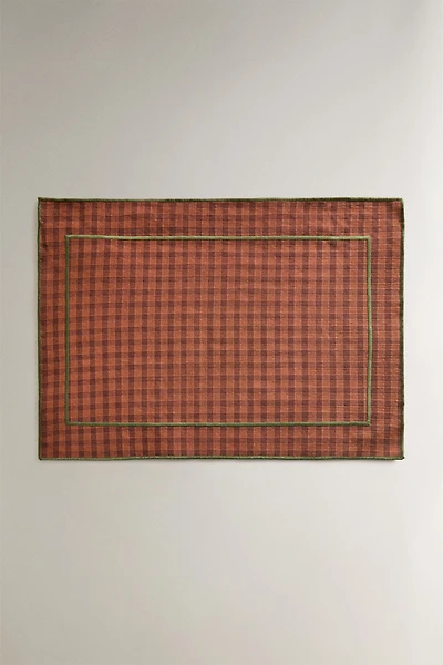 CHECK AND TOPSTITCHED PLACEMAT