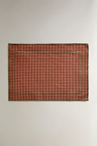 CHECK AND TOPSTITCHED PLACEMAT
