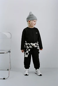 EMBROIDERED HEAVY WEIGHT T-SHIRT