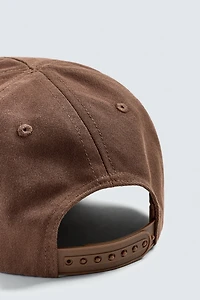 TEXT CAP HARRY LAMBERT FOR ZARA X DISNEY