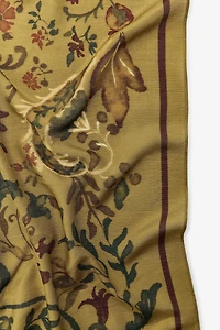 FOULARD À IMPRIMÉ AVEC SOIE
