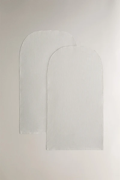 LARGE PROTECTIVE CLOTHING BAGS (SET OF 2)